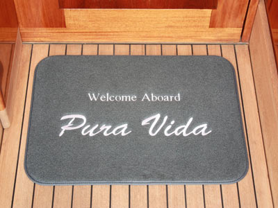 Personalized Boat Mat - MEDIUM 17"x24"